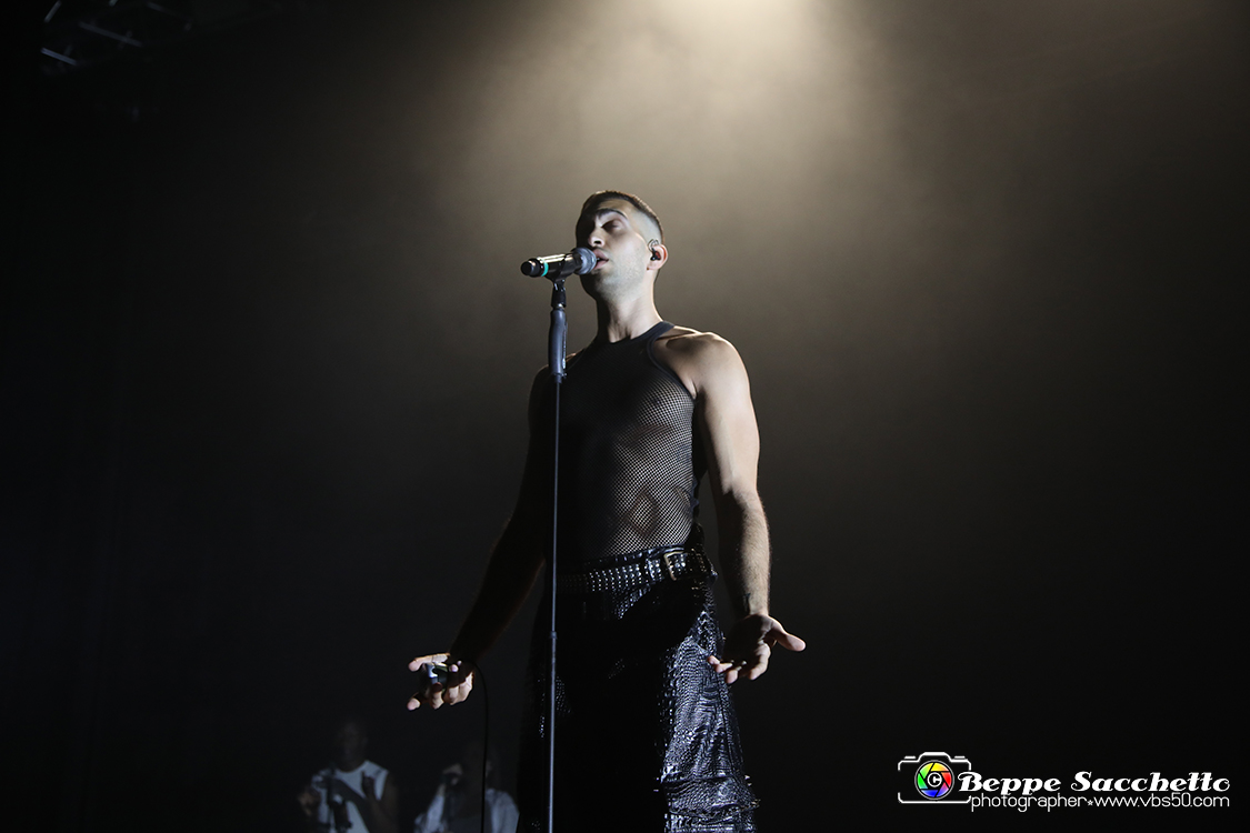 VBS_2172 - Concerto Mahmood Tour 2022.jpg